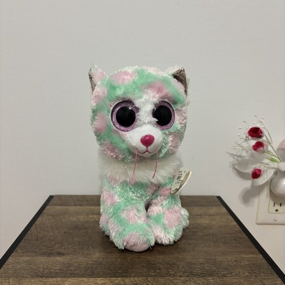 🌈 Adorable Rainbow Stuffed Animal Plush 🌈 - Picture 2 of 4